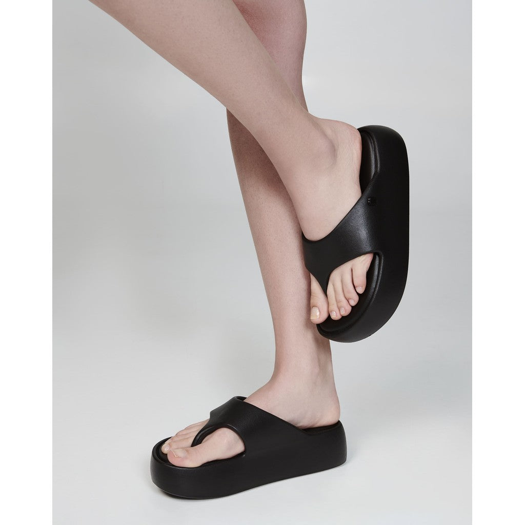 Melissa Melissa Free Platform Thong Ad BE886 BLACK